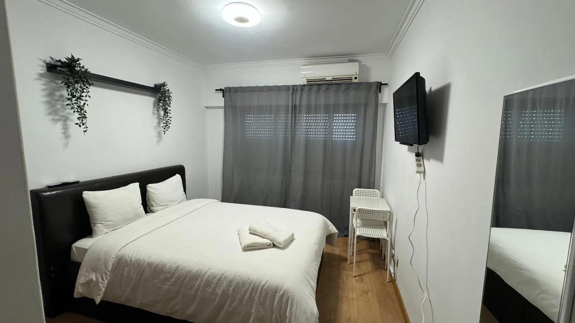Oriente Station Airport Hotel Lisbon Guest house
